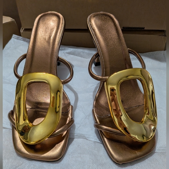 Micas Metallic Square Toe Heels - Picture 7 of 14